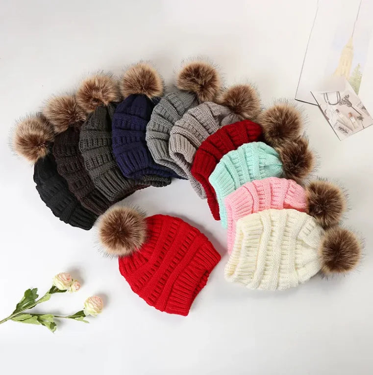 Unisex Slouchy Cuffed Chunky Wool Acrylic Winter Beanie Cap Custom Logo Wholesale Windproof Cold Resistant Ski Outdoor