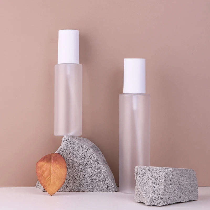In Stock 100ml 150ml 200ml Frosted Cylinder Flat Shoulder Fresh Toner Mist Room Spray PET Bottle With Matte Black Cap