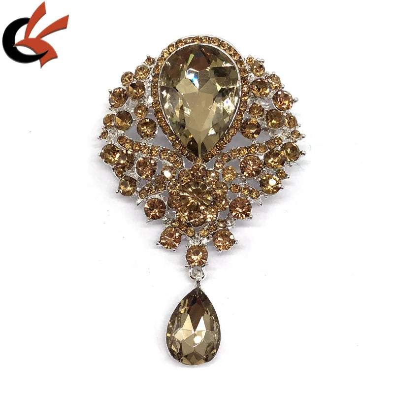 Vintage Unisex Silver Tone Flower Crystals Rhinestone Brooch for Weddings Engagements Children's Occasions