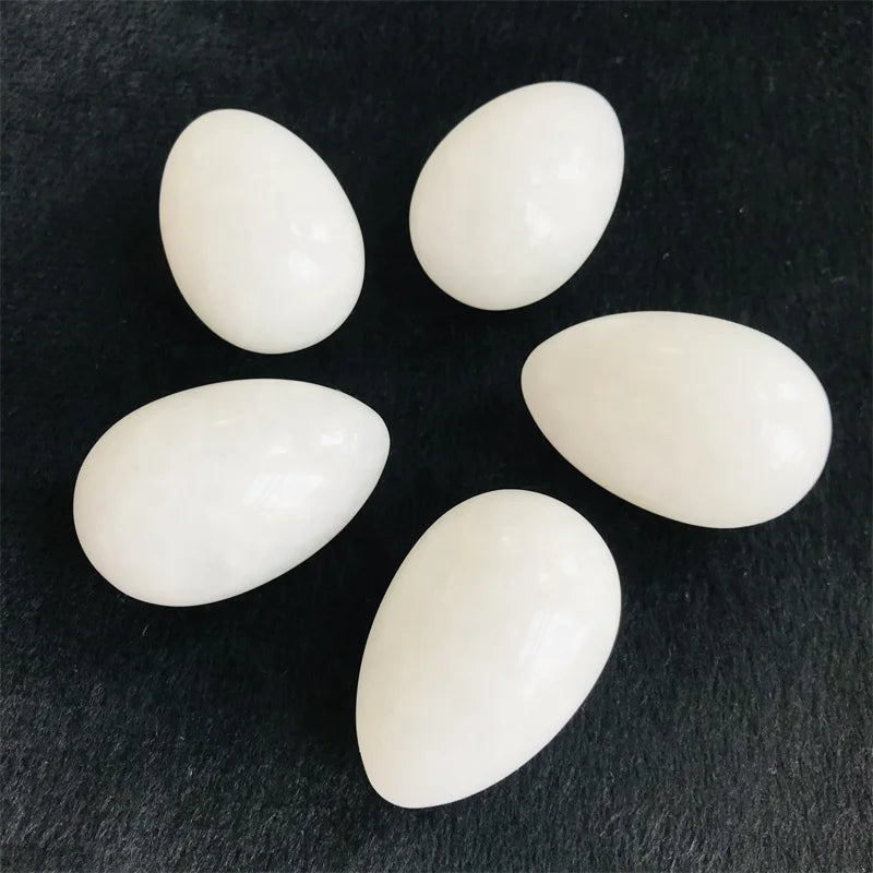 Selling Healing Natural White Jade Crystal Massage Yoni Eggs for Kegel Exercise