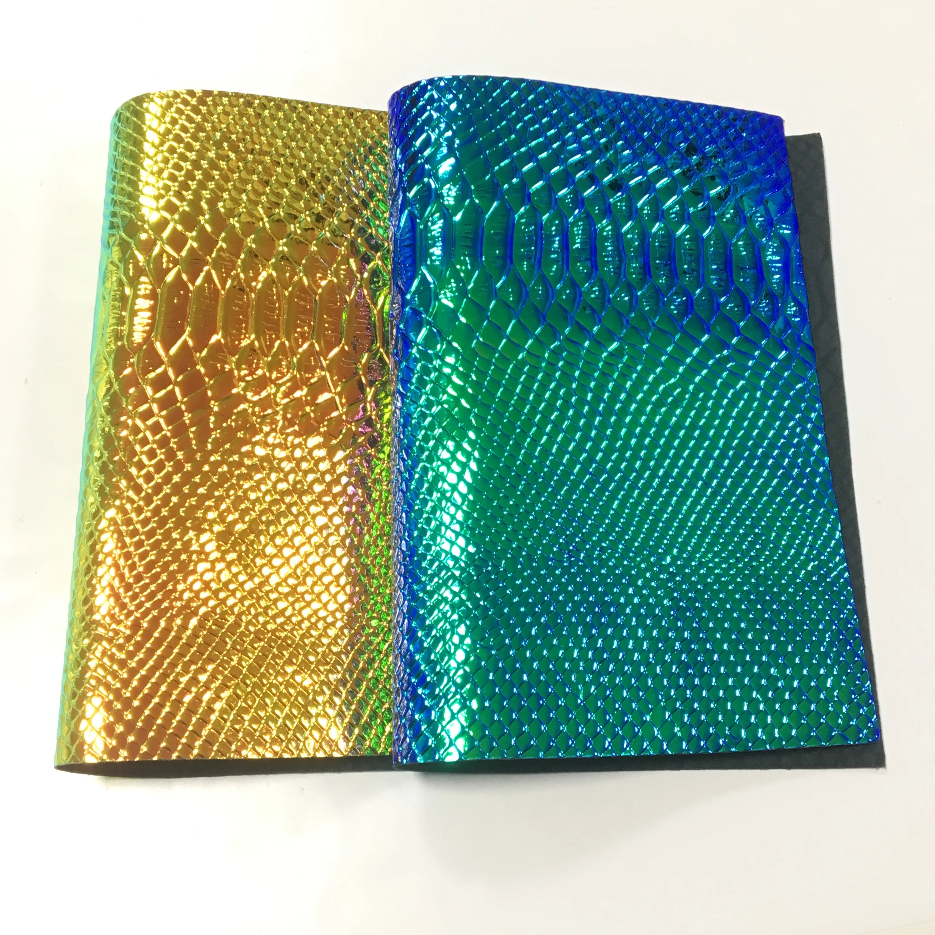 Snake Skin Waterproof Faux Leather Embossed Holographic Spunlace Backing for Shoe/Bag/Handbag/Belt