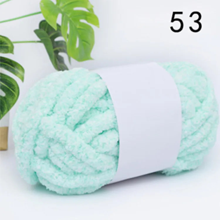 Shijiazhuang Peige Factory Wholesale Arm Crocheting 100% Polyester 0.1Nm 2cm Chunky Soft Speckled Colors Chenille Yarn