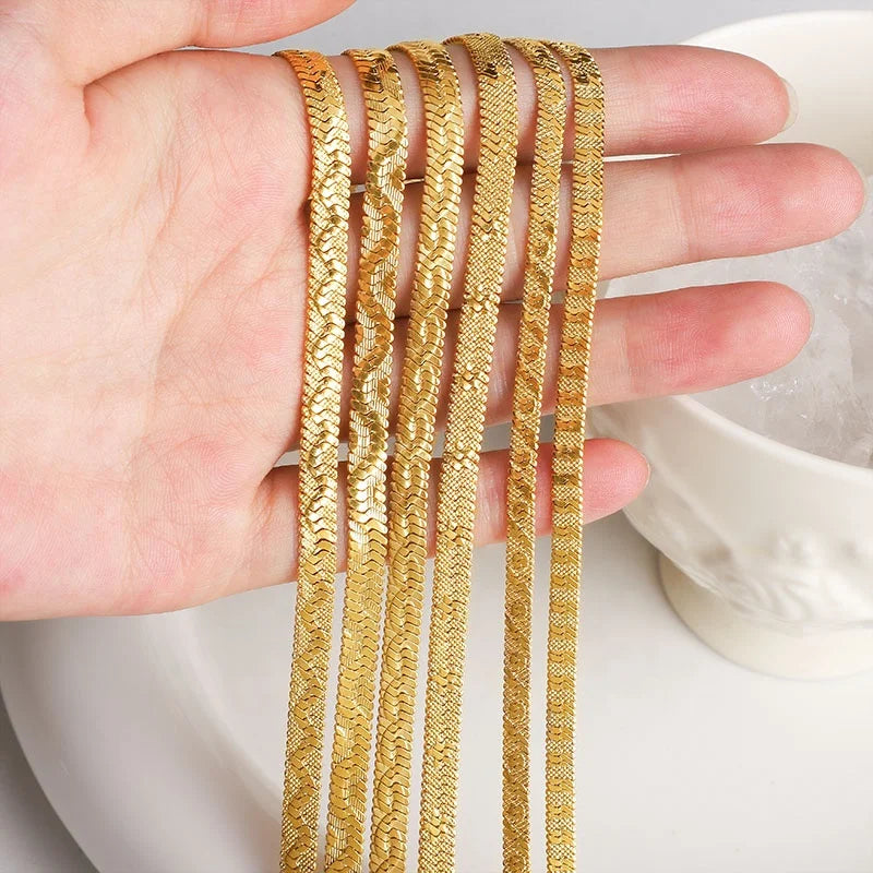 2023 18k Gold Plated 5mm 4mm PVD Bulk Cuban Heart Long Chains Choker Blade Flat Snake Chain Stainless Steel Necklaces Wholesale