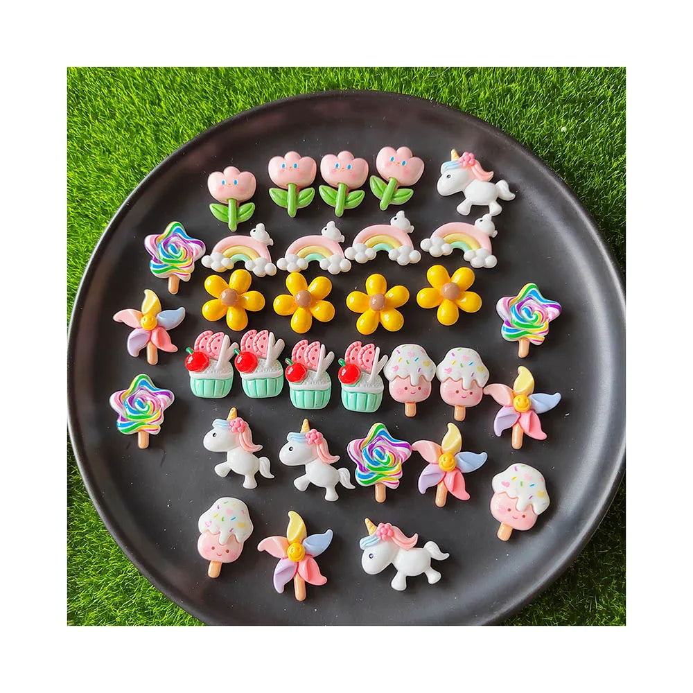 New Cute Resin Cartoon Unicorn Flat Back Parts Embellishments for Hair Bows Accessories Free Shipping