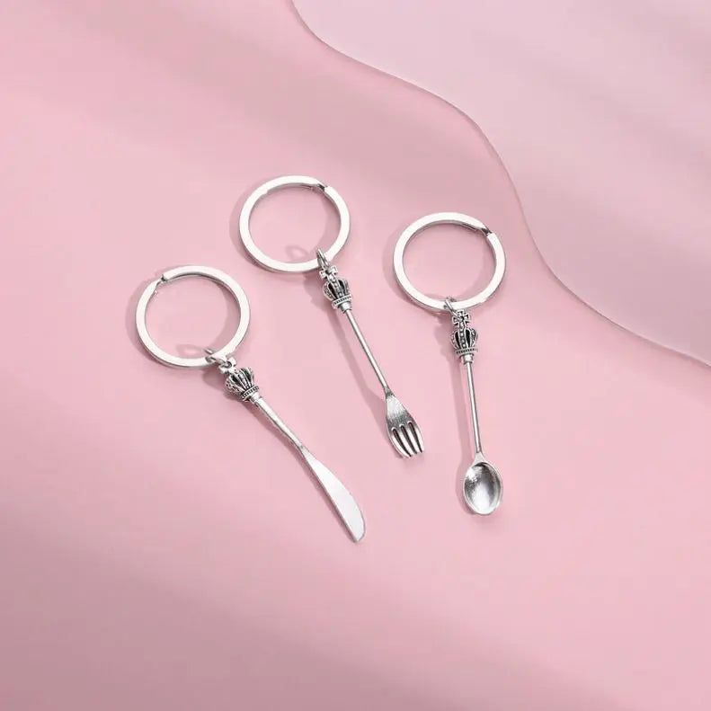 Wholesale Mini Crown Spoon Knife Fork Key Chain Kitchen Spoon Crown Pendant DIY Jewelry Metal Spoon Keychain Toys Souvenir Gift