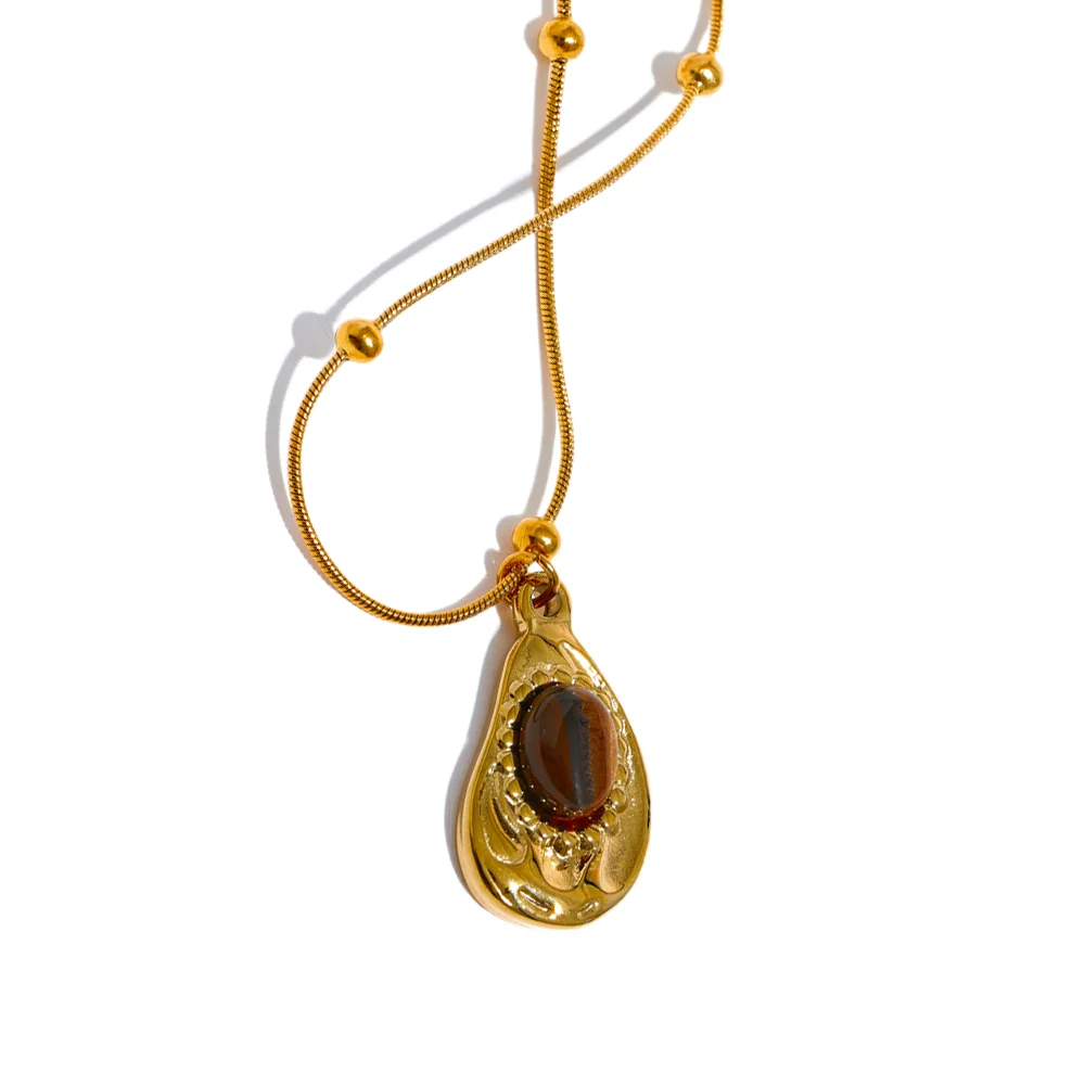 JINYOU 1669 Stainless Steel Cashew Drop Inlaid Natural Tiger Stone Pendant Necklace Rust Proof 18K PVD Plated Chain Neck Jewelry