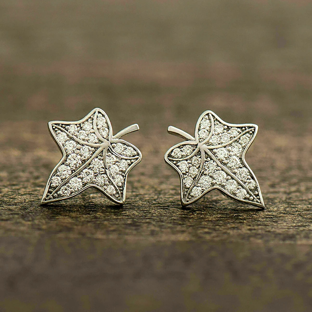CAOSHI OEM Exquisite Maple Leaf Design Round Imitated Diamond Earrings for High Quality Silver Plated Stud CZ Earrings for Women