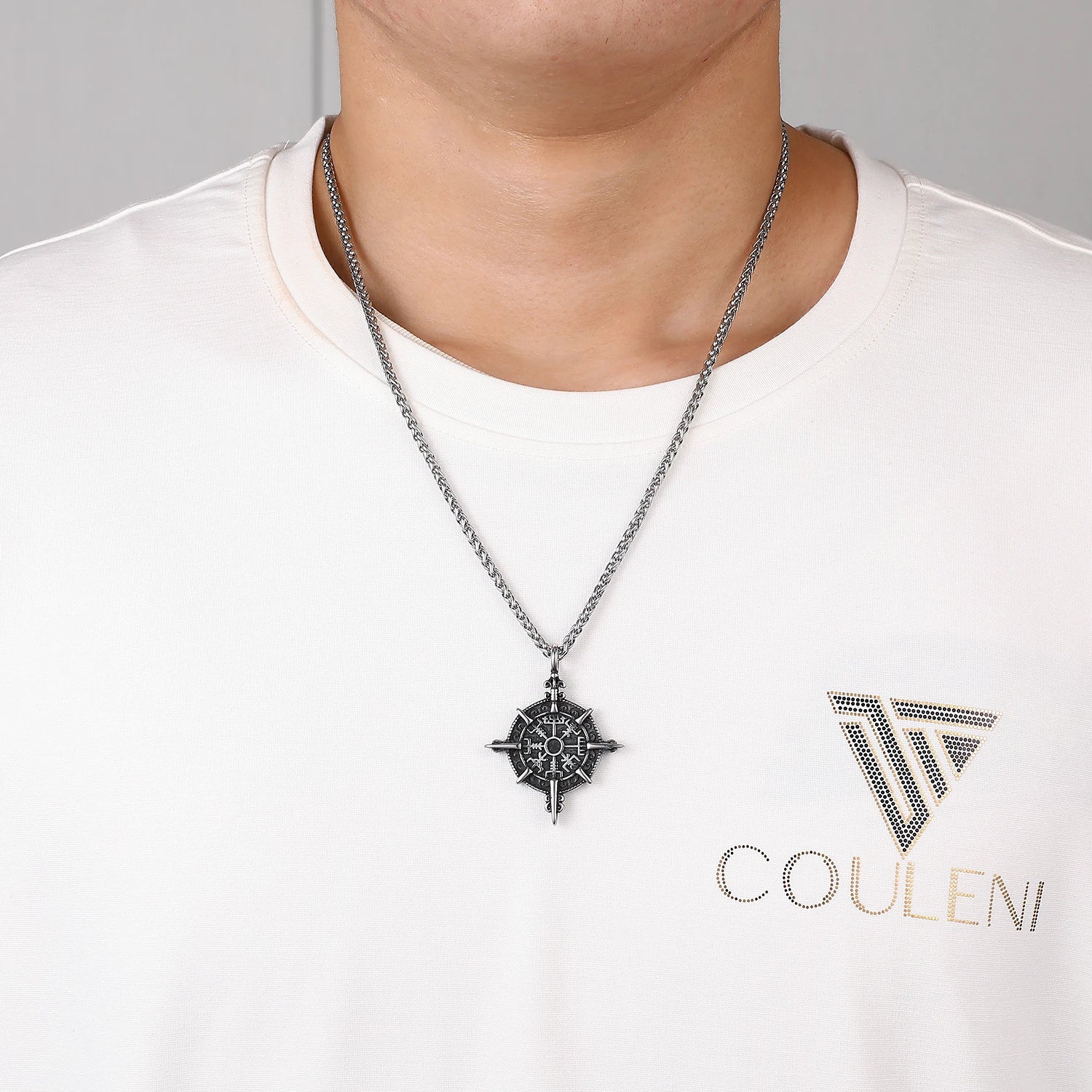 Stainless Steel Nordic Viking Man Necklace Silver Vegvisir Pendant Runes Amulet Necklace Helm of Awe Jewelry for Man