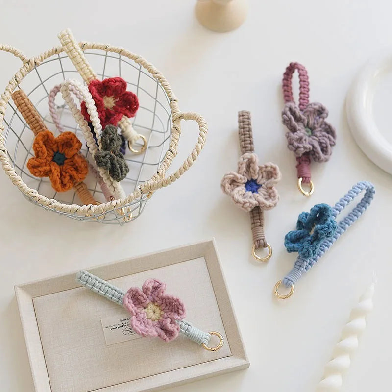 Handmade Boho Macrame Wristlet Keychain for Women Daisy Weave Bracelet Doll Pattern Floral Rope Keyring Phone Holder for Girls