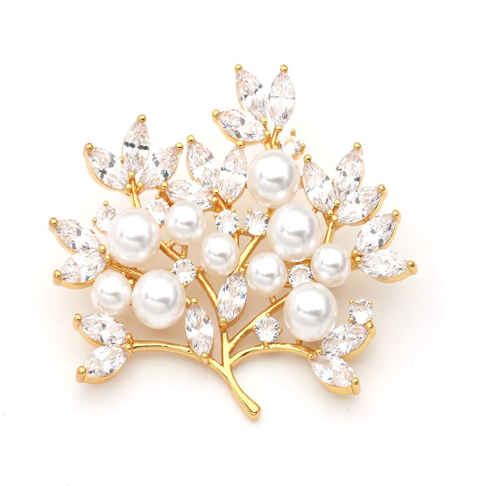 Leaf Fashion Brooches Women Pearl Custom logo Gold Brooch for Ladies Jewelry Brooches Brands Name Wedding Gifts Party