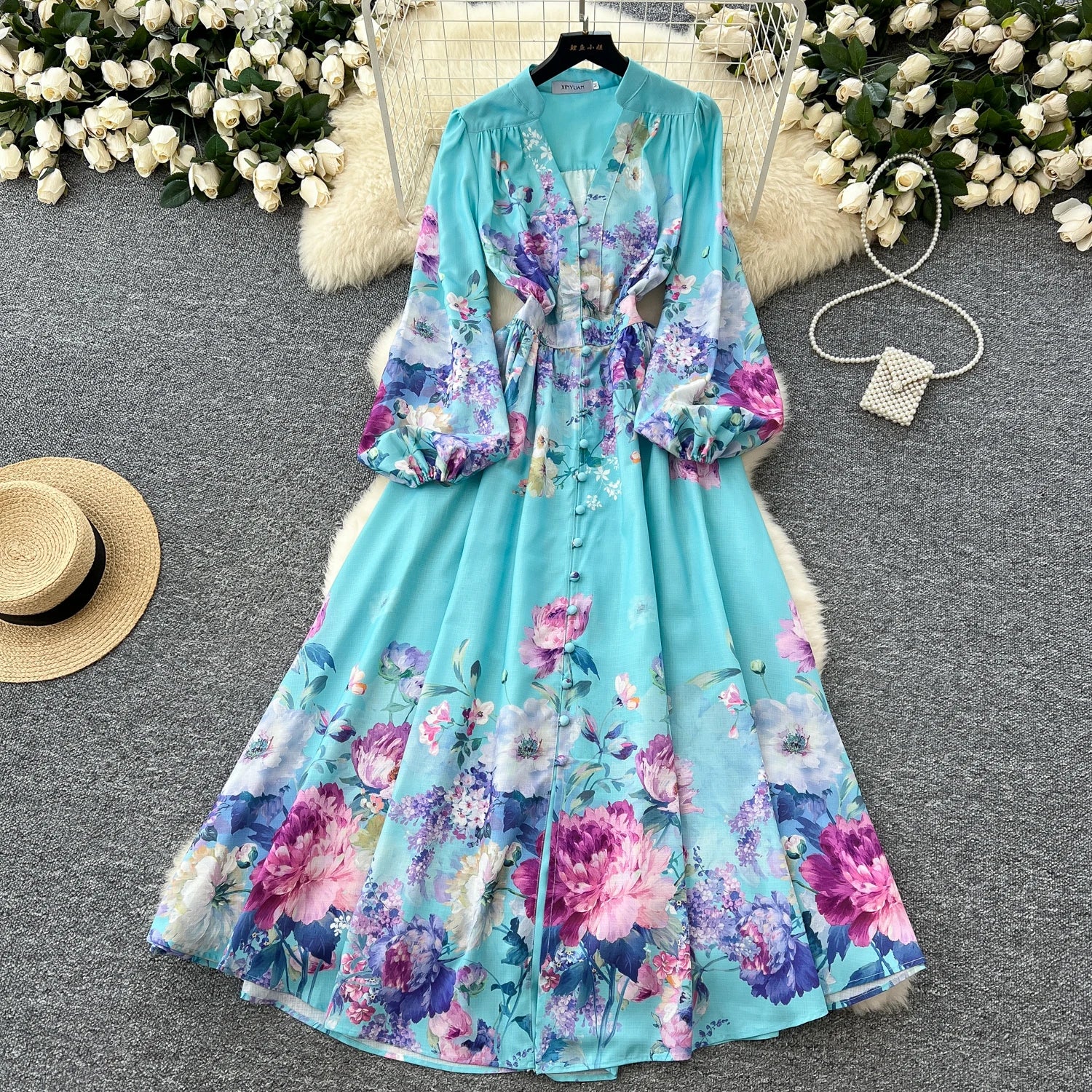 LW0929 2025 Spring Niche Retro V-Neck Lantern Sleeve Print Waist Slimming Long Dresses Women Lady Elegant