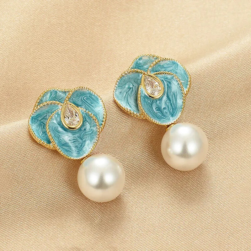 Niche Exquisite Pearl Flower Rhinestone Earring Fashionable Luxurious Natural Jewelry Earring