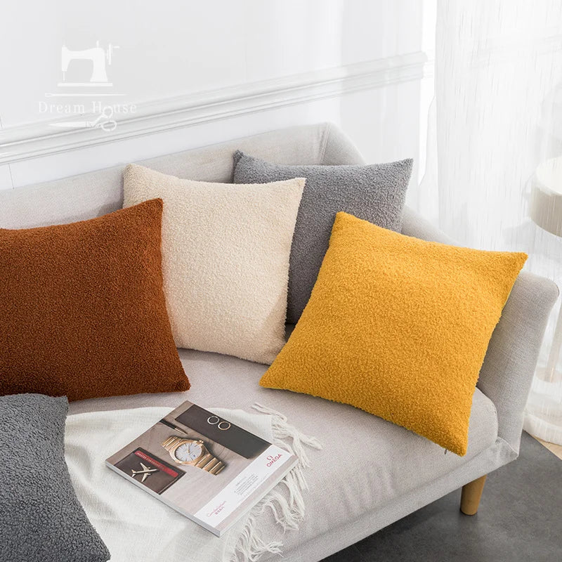 Wholesale Luxury Style Plush Comfort Teddy Velvet Plush Cushion Decor Pillow Cover for Sofa Living Room