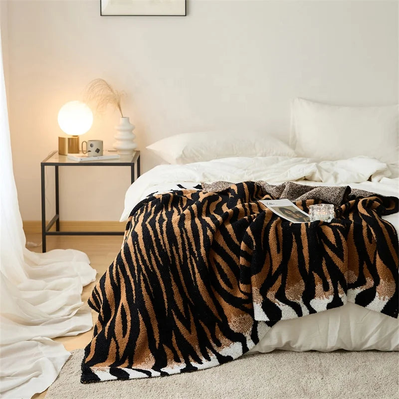 YPT 2023 New Product Chinese New Year Tiger Pattern Knitted Throw Blanket for Home Decoration