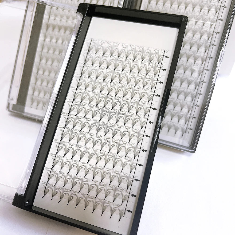 OEM logo Bulk Hand Made Pointy Premade Volume Eyelash Extensions 3D-20D 0.03 Thin Base Pre Fanned Mega Loose Promade Fans Lashes