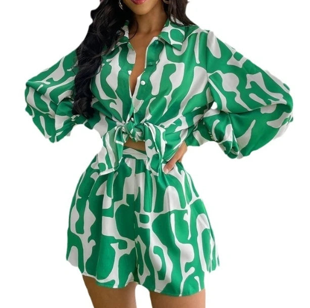 S-XXL Autumn New Product Women's Casual Print Polo Collar Cardigan Loose Long Sleeved Shorts Set