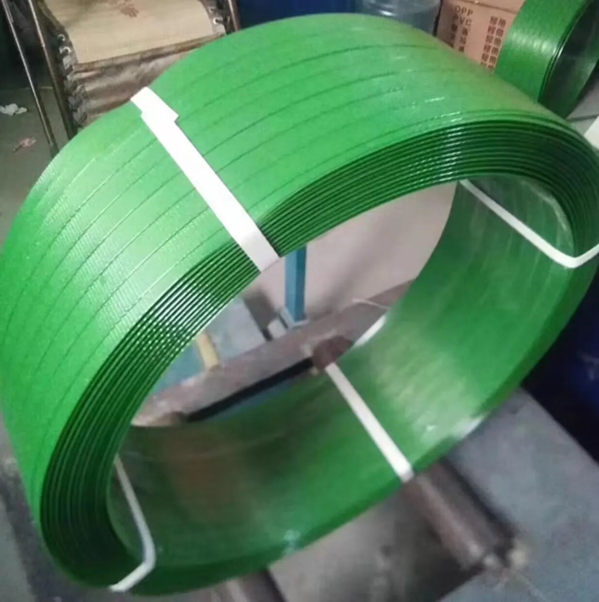 Customization Green Embossed Pallet Packing Strapping Plastic Pet Strap Belt for Packaging
