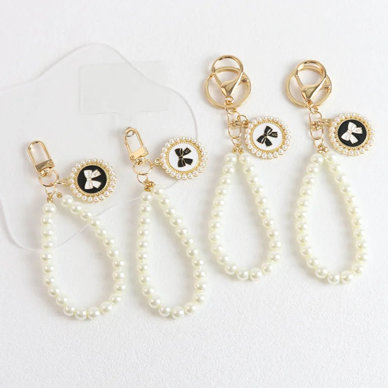 2022 Fashion Pearl Key Chain Personality Car Keychain Pendant Cute Bow Tie Key Ring Women's Handbag Accessories MegaBDM