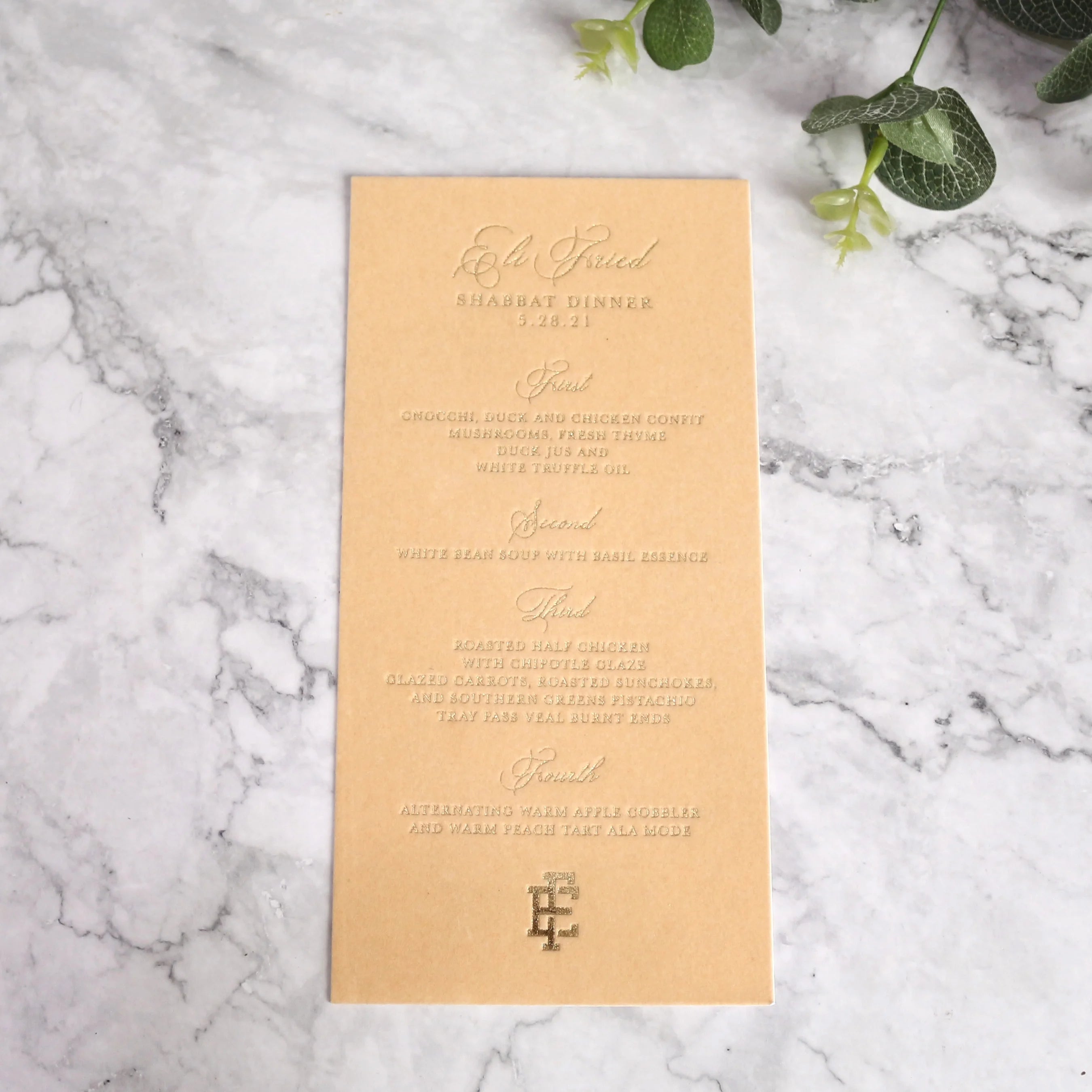 Customized Single Wedding Invitation Simple Style Velvet with Gold Foil Luxury Anime Paper Design in Customized Size