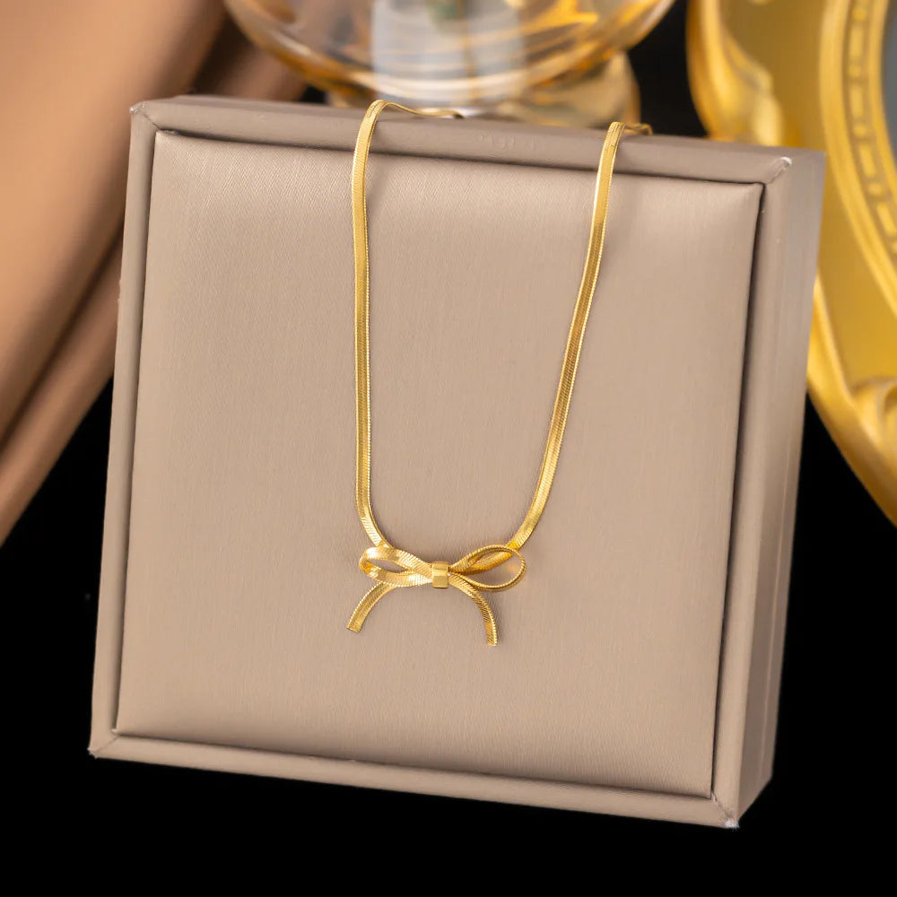 Dainty Gold Bow Chain Choker Necklace Stainless Steel Bowknot Necklace Bow Jewelry Gift for Women Girls