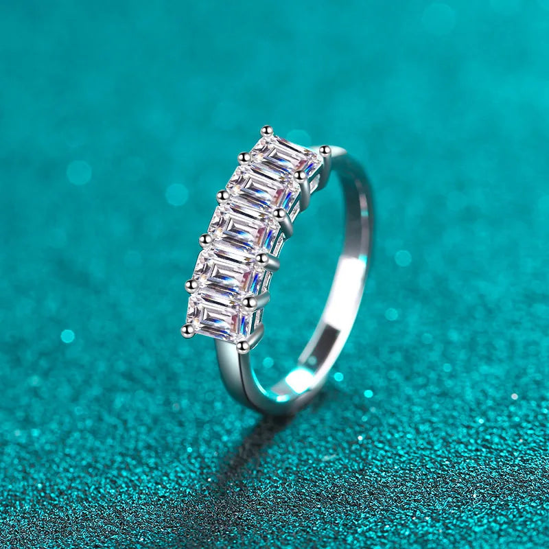 Aimgal GRA Certified 2.5ct Emerald Cut Moissanite Proposal Ring D-VVS1 3EX in S925 Silver Plated Pt950
