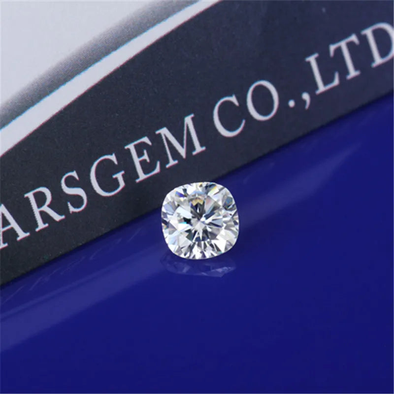 Wholesale Moissanite Cushion Shape 0.5CT 1CT 2CT 3CT 4CT 5CT  D/VVS Square Loose Moissanite Gemstone for Jewelry