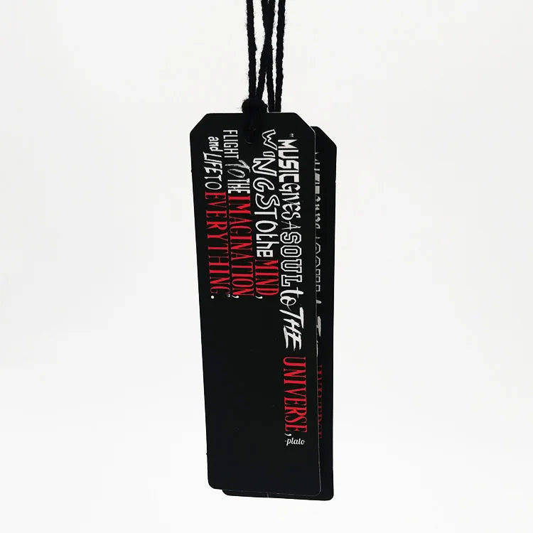 Customized New Design Logo Plastic Hang Tags for Clothes Hat Tags