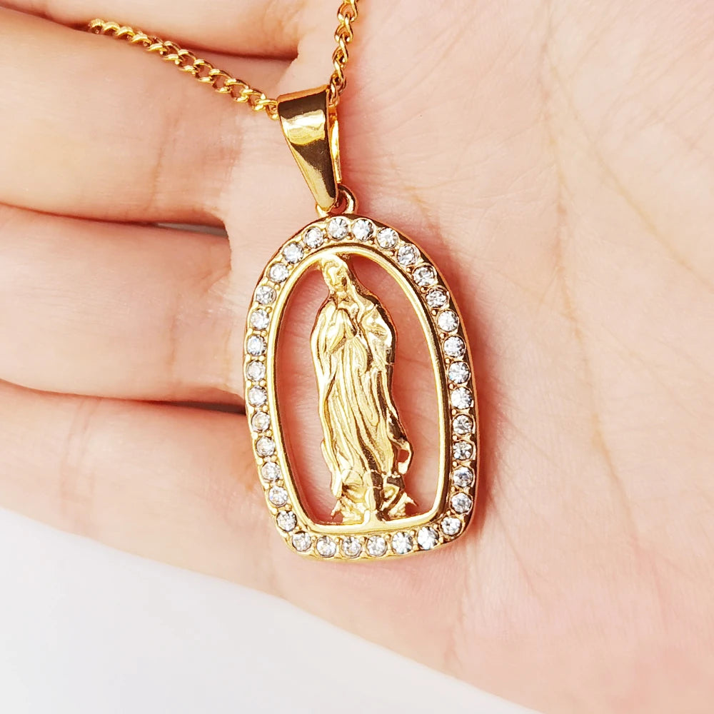 2024 Hot Guadalupe Mary Pendant Necklace Stainless Steel Saint Mary Charm Necklace 18K Gold Plated Christmas for Men Women