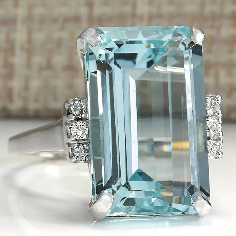 Huitan Hyperbole Women Ring Cocktail Party Ring With Huge Sky Blue Cubic Zircon Prong Setting Valentine's Gift Big Stone Rings