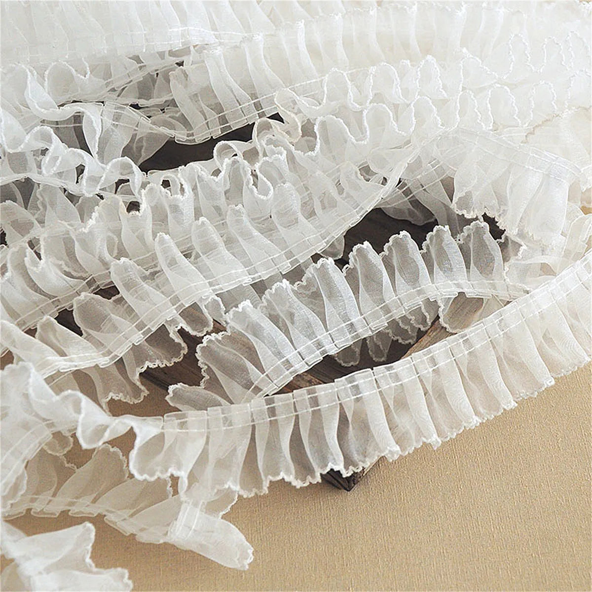 0.5M Lace Trim Organza Pleated Ribbon Lace Edge Wedding Dress Clothing Sewing DIY Decor