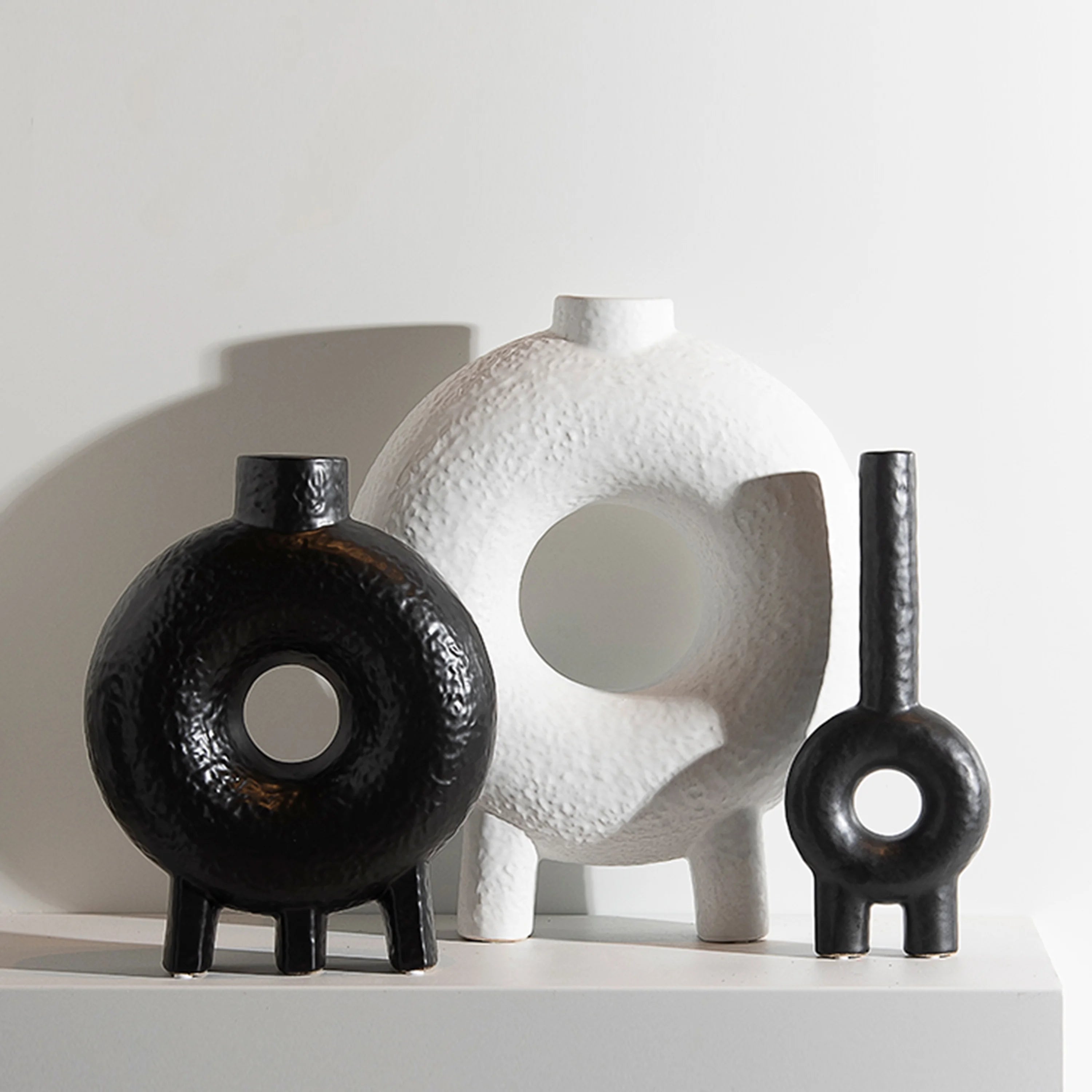 Custom Ceramic Cylinder Vase Decorative Living Accessories Small Ceramic Vase Terrarium Decoration Ceramic Vases
