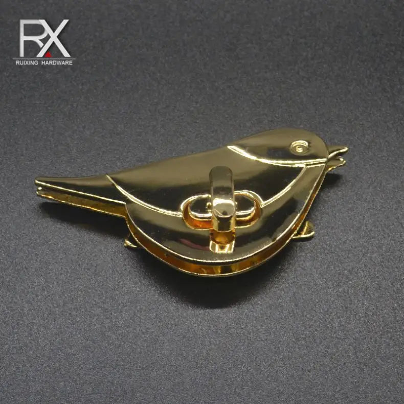 Custom Metal Bird Shape Snap Turn Lock Cute Animal Bird Lock Bag Hardware Handbag Accessories Twist Lock Clasp Buckle