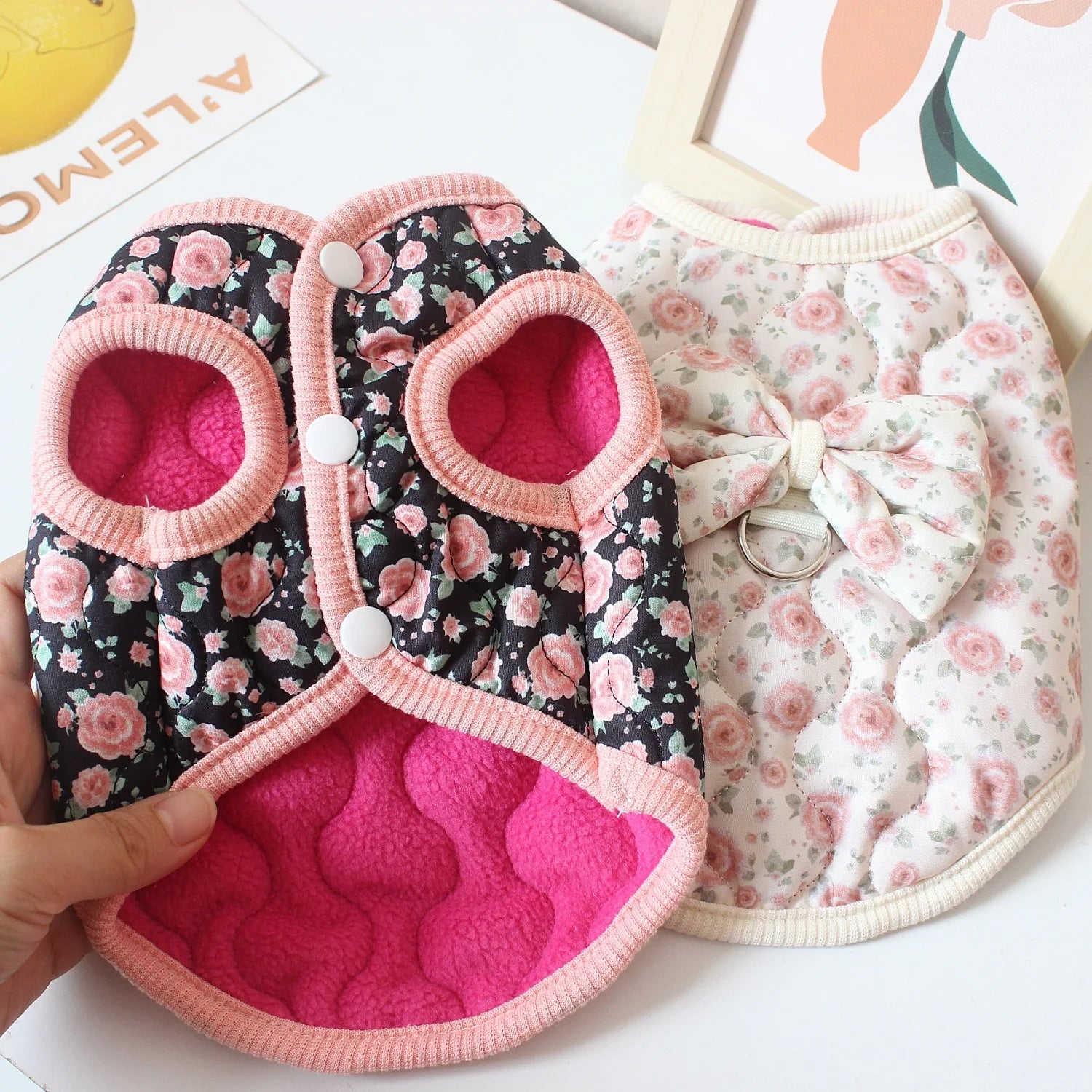 Pet Clothes Small Dogs Dogs Clothes Cats Fall and Winter Warm Korea Flowers Bow Cotton Vest Wholesale