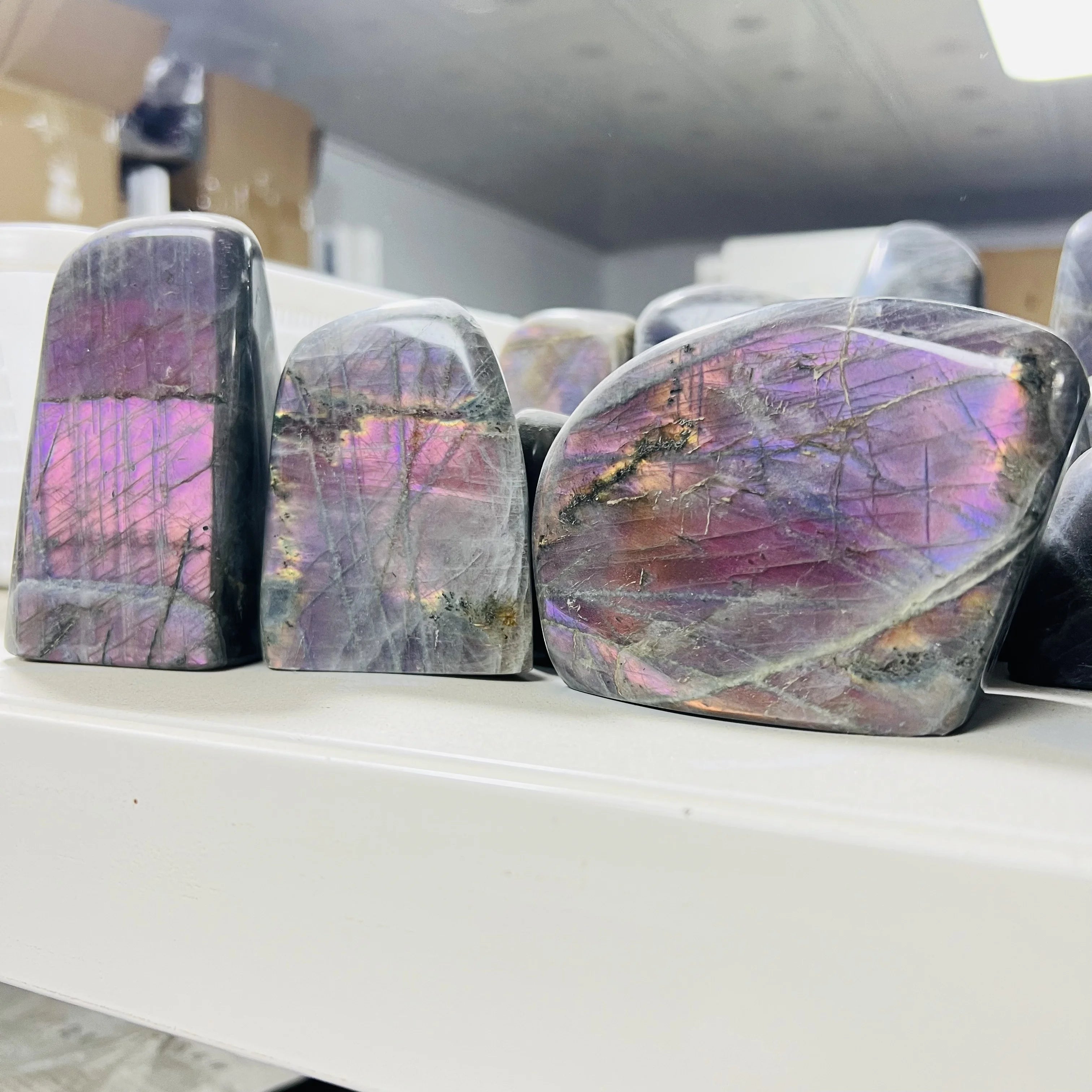 Wholesale Natural Purple Labradorite Stand Crystal Free Form Stand for Decoration