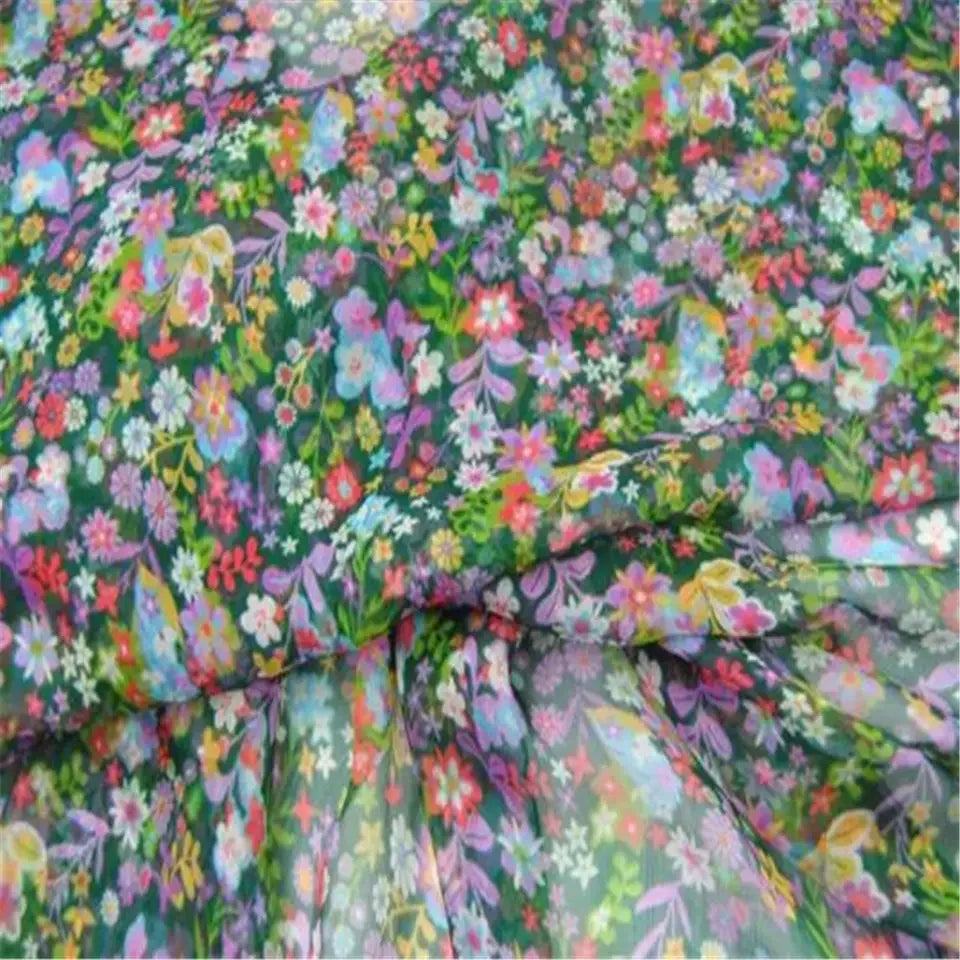 Fashion Small Floral Printed Soft 100% Pure Silk Crinkle Chiffon Crepe Fabric for Female Charming Summer Dress
