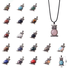 Charm Owl Crystal Stone Necklace Healing Crystal Pendant Women's Chakra Balance Gemstone Animals Necklace with Black Rope
