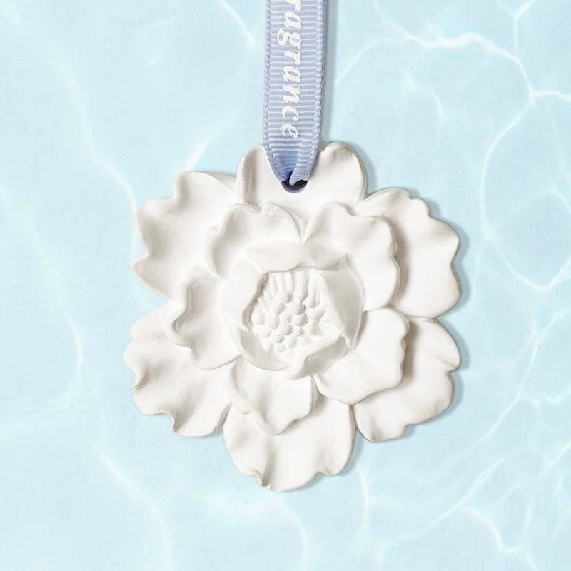 Wholesale New Designed Peony Flower Shaped Hanging Scented Ceramic Aromatherapy Essential Oil Fragrance Diffuser Air Freshener