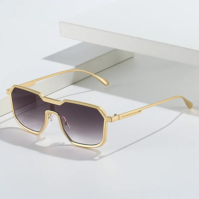 New One Piece Designer Punk Style Metal Sunglasses Men Unisex UV400 Optical Lenses Acetate Frame Gold Lens Outdoor Use