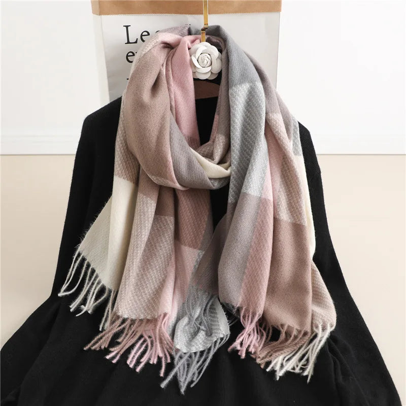 Luxury Plaid Scarf Winter Warm Cashmere Women Long Pashmina Foulard Female Scarves Lady Tassel Shawl Wraps 2023Design New