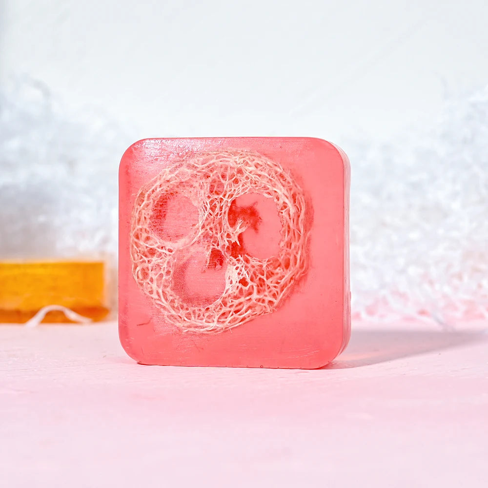 Customized Private Label High Quality Natural Handmade Essential Oil Soap Bath Soap Whitening Moisturizing Loofah Soap