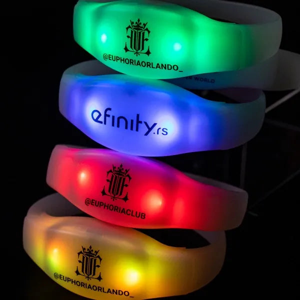 New Product 4 LED Lights Custom Logo Remote Controlled LED Bracelet DMX Control LED Wristband for Event