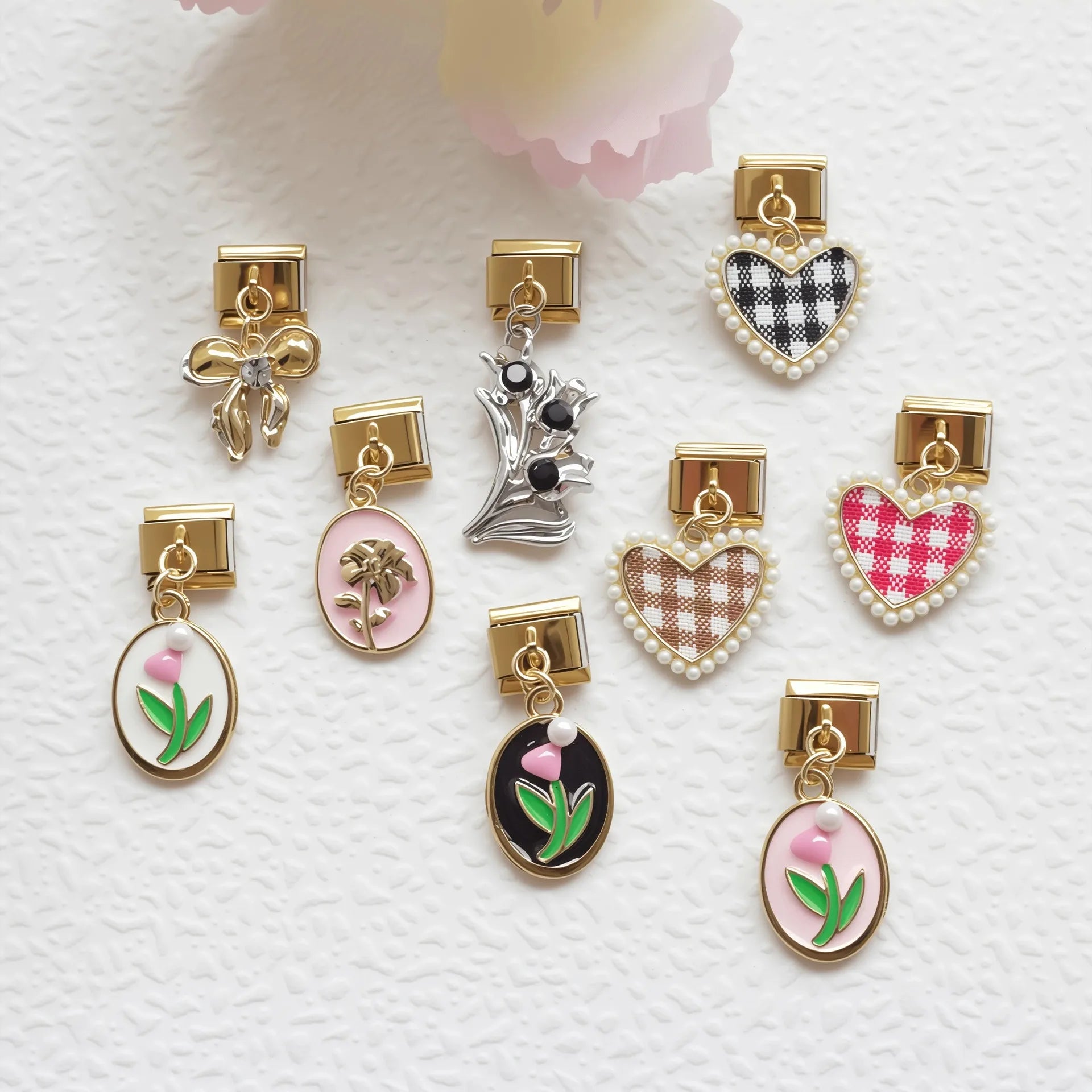 Italian Creative Gold-Colored Chain Bracelet Modular Personalized Fashion Charm with Love Butterfly Knot Tulip Flowers