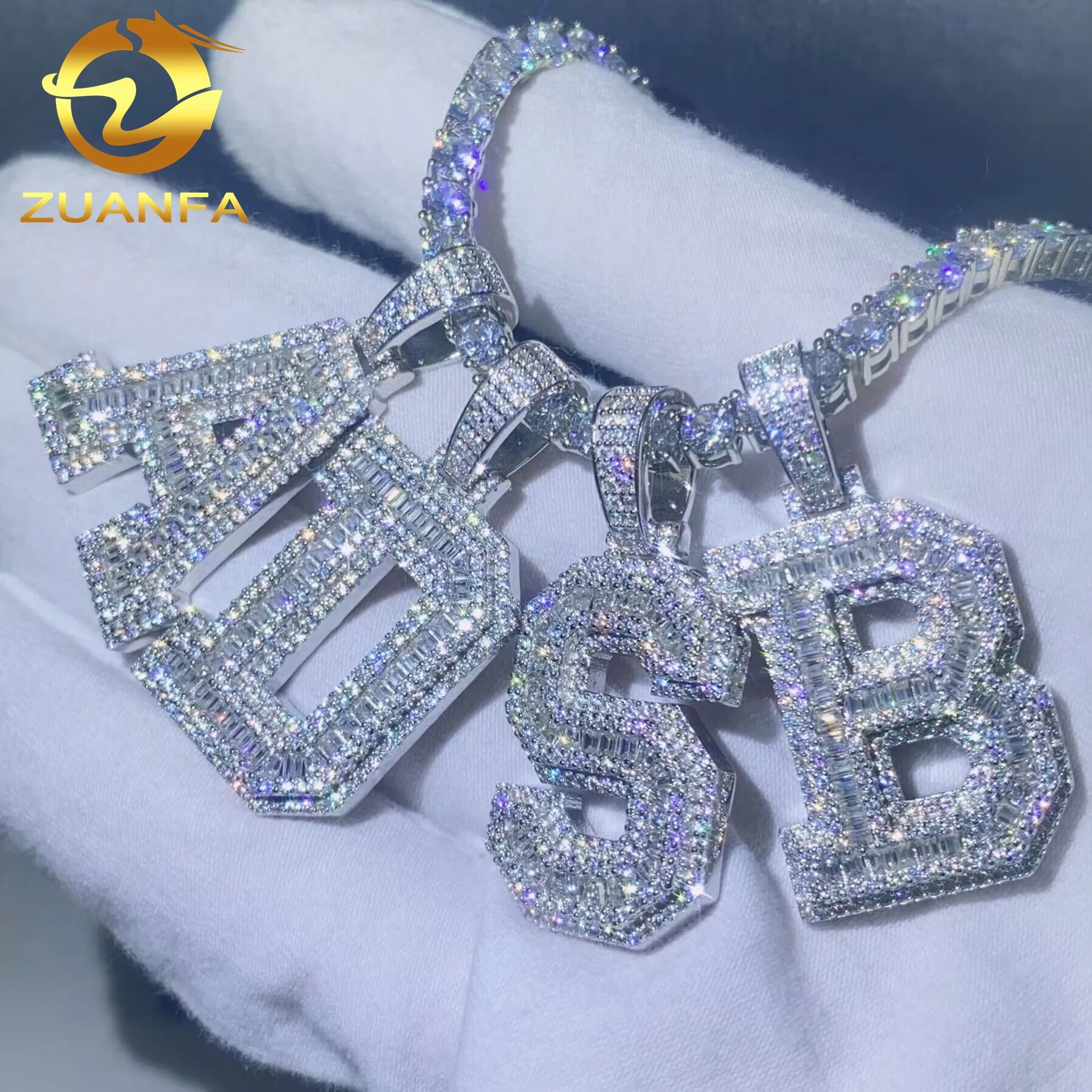 Zuanfa Jewelry Vvs Diamond Iced Out Hip Hop Gold Plated baguette Moissanite Letter Pendant Necklace