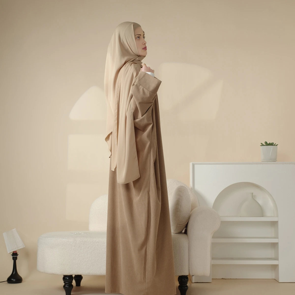 Wholesale Long Loose Solid Color Abaya Dress for Women Plus Size Autumn Season Anti-Static for Dubai