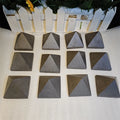 5cm Wholesale Natural Crystals Carving Handmade Shungite Pyramid Healing Stones for Sale