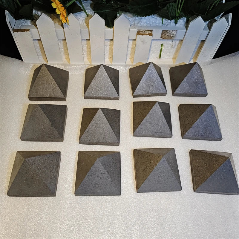 5cm Wholesale Natural Crystals Carving Handmade Shungite Pyramid Healing Stones for Sale