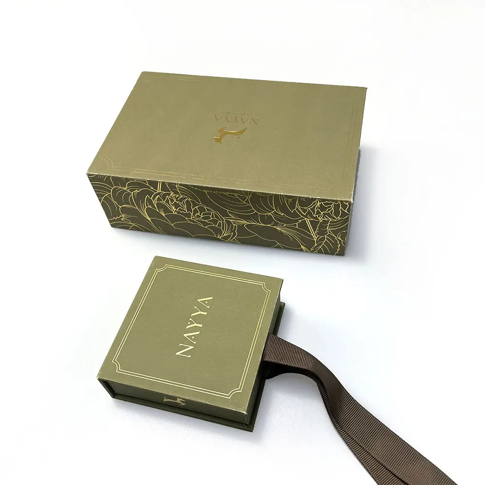 Custom Design Green Rigid Gift Box Jewelry Box with Pocket Inside and Ribbon