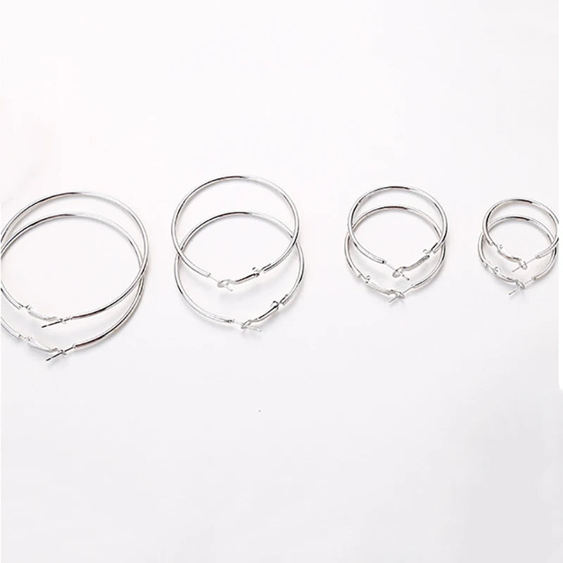 4cm 5cm 6cm 7cm Classical Filigree Circles Earrings Women Metal Hoop Earring Golden Silver Black