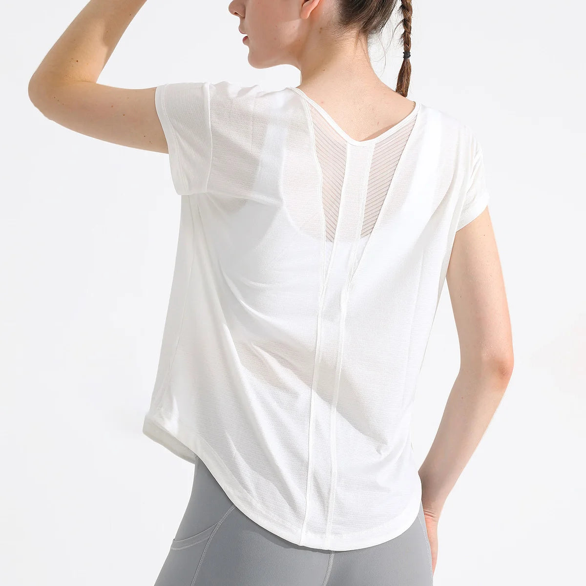Wholesale White Mesh Sports t Shirts Sweat-wicking Gym Top Lightweight Quick Dry Yoga Shirts Loose-Fit Workout Tops for Women