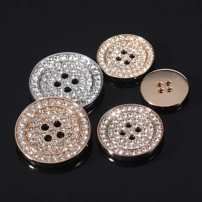 Good Quality New Fancy Gold Silver Plating Four Hole Round Flatback Metal Bling Bling Rhinestone Button for Woman Clothes